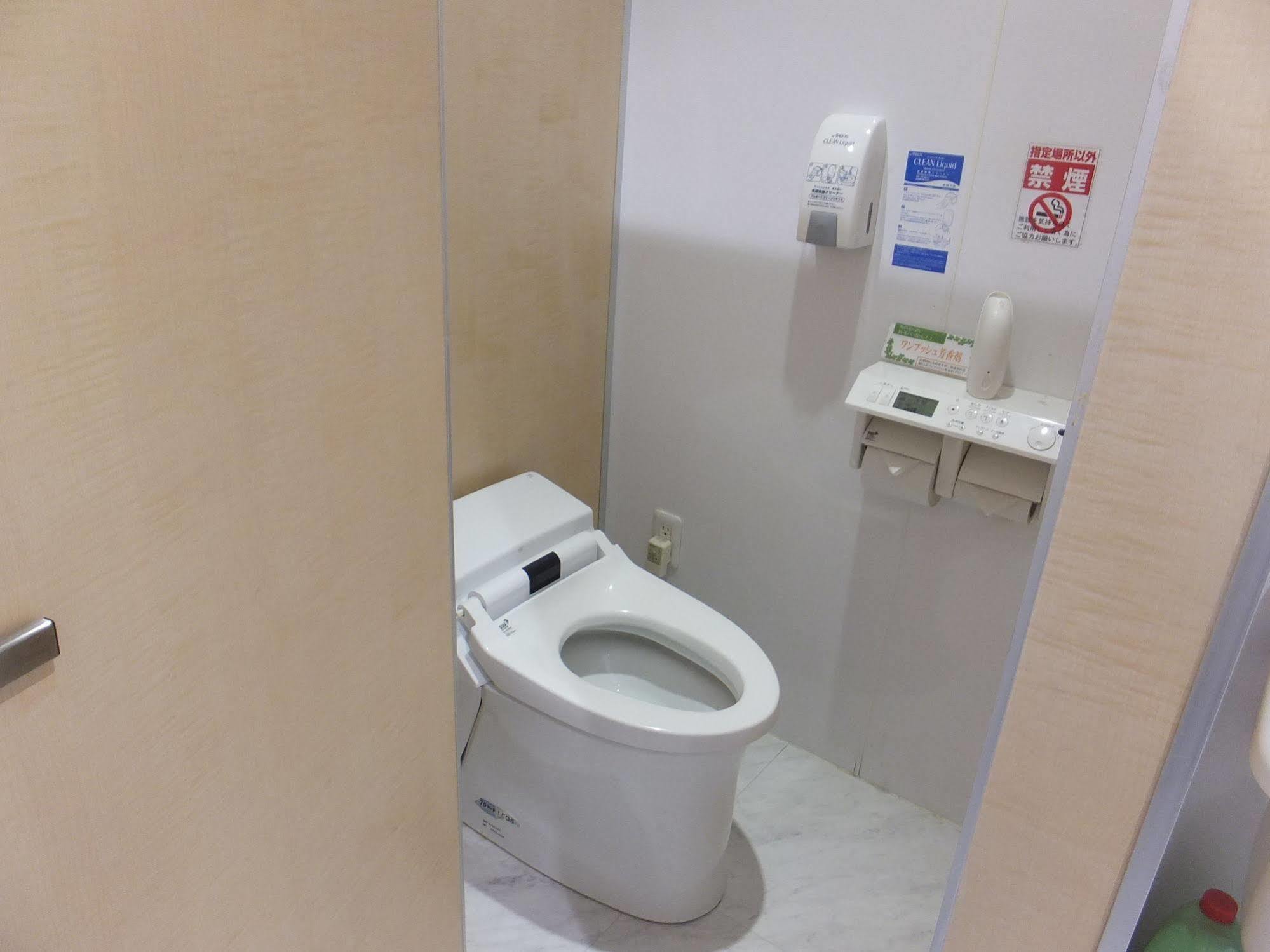 ホテル Wellbe Sakae 名古屋市 エクステリア 写真