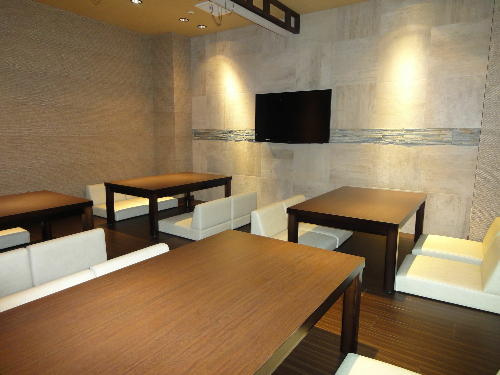 ホテル Wellbe Sakae 名古屋市 エクステリア 写真